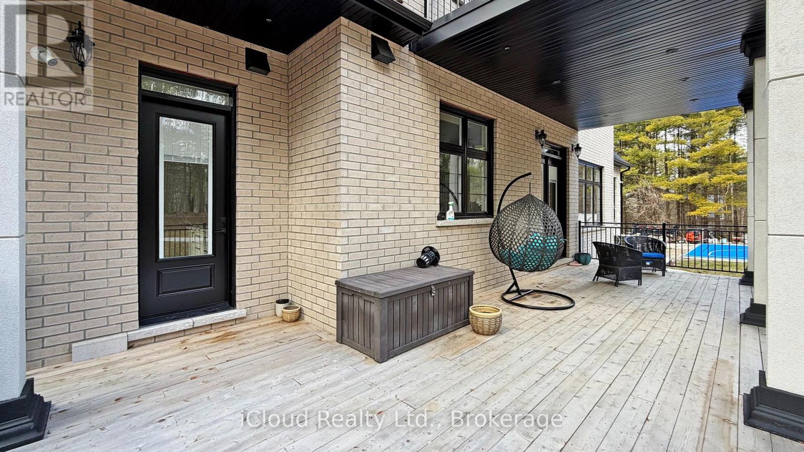 1200 Conservation Road, Milton, ON - Outdoor With Deck Patio Veranda With Exterior