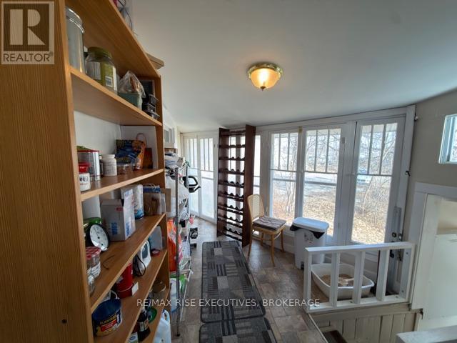 332 Main Street, Deseronto (Deseronto (Town)), ON - Indoor Photo Showing Other Room