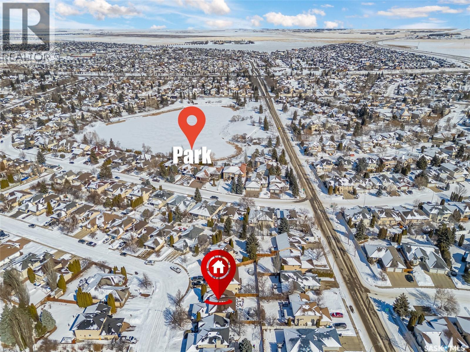1022 Hurley Way, Saskatoon, SK - Outdoor With View