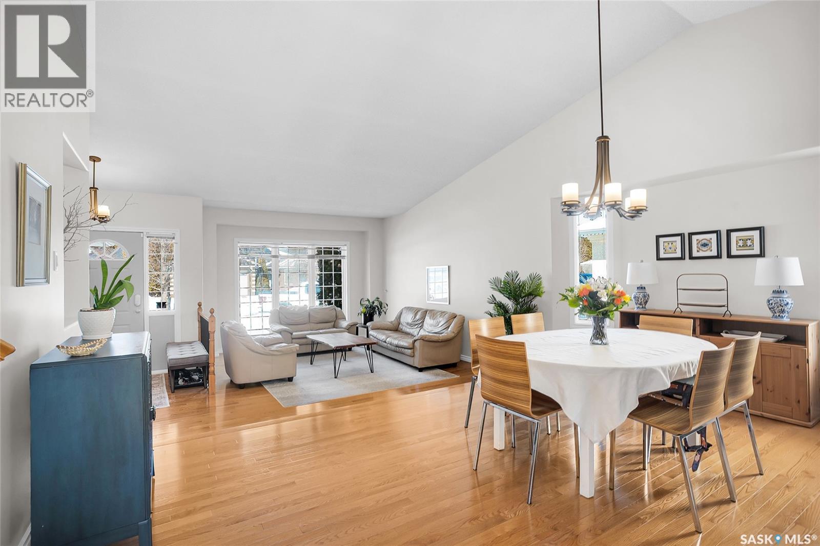 1022 Hurley Way, Saskatoon, SK - Indoor