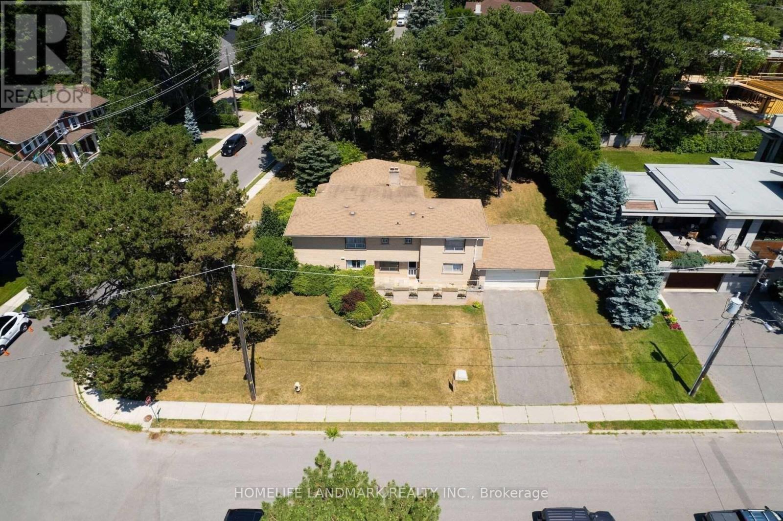 2 Royal Oak Drive, Toronto, ON - Outdoor With View