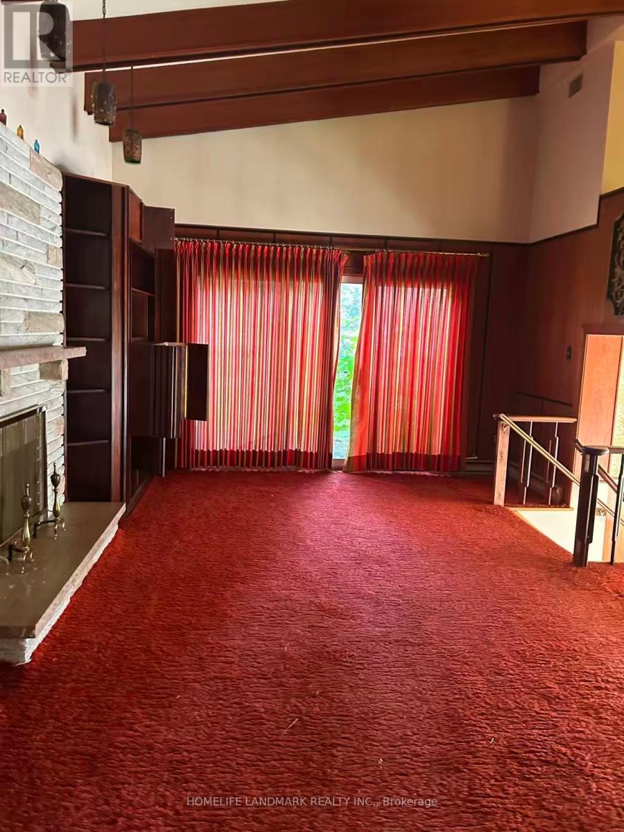 2 Royal Oak Drive, Toronto, ON - Indoor Photo Showing Other Room