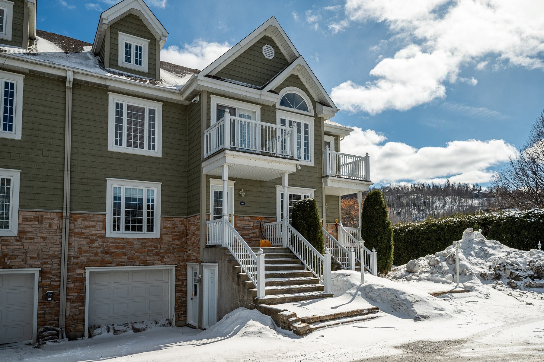 Façade - 167 Ch. Louis-Dufour, Saint-Sauveur, QC - Outdoor With Facade