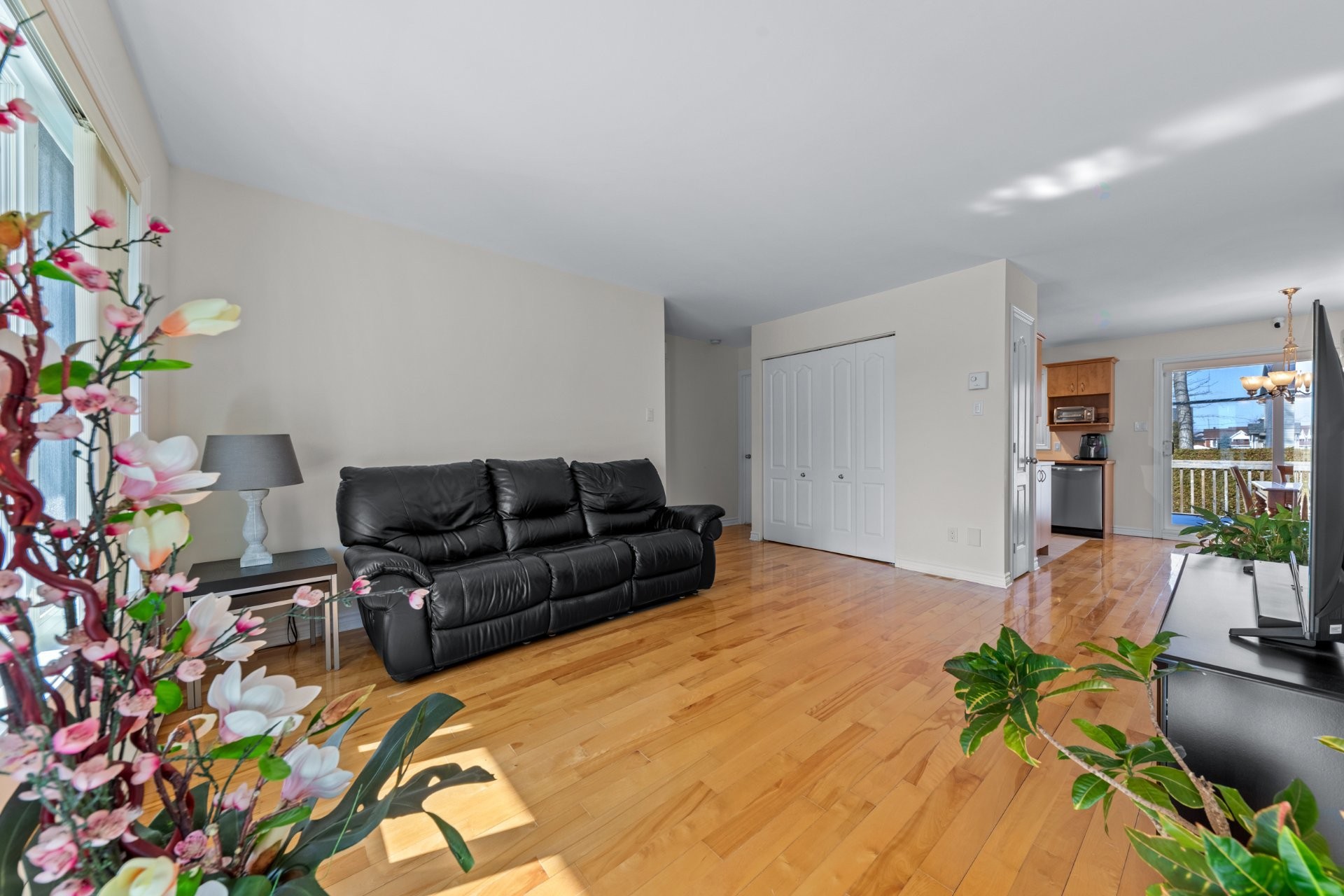 Salon - 457 Rue Du Mimosa, Saint-Amable, QC - Indoor Photo Showing Living Room