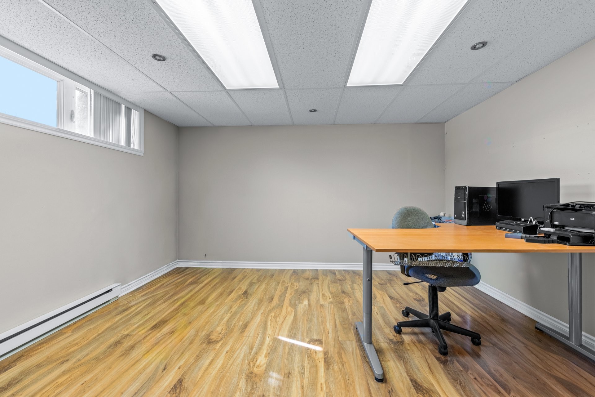 Chambre à coucher - 457 Rue Du Mimosa, Saint-Amable, QC - Indoor Photo Showing Office