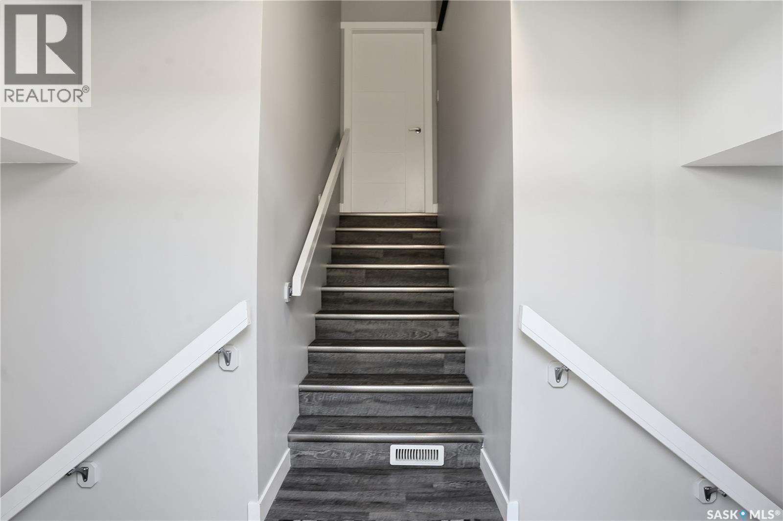 4202 Green Olive Way E, Regina, SK - Indoor Photo Showing Other Room