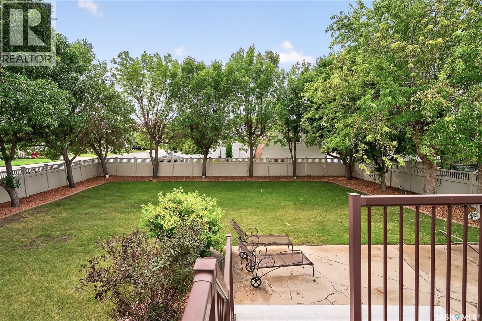 80 Bluebell Crescent, Moose Jaw, SK - Outdoor With Deck Patio Veranda With Backyard