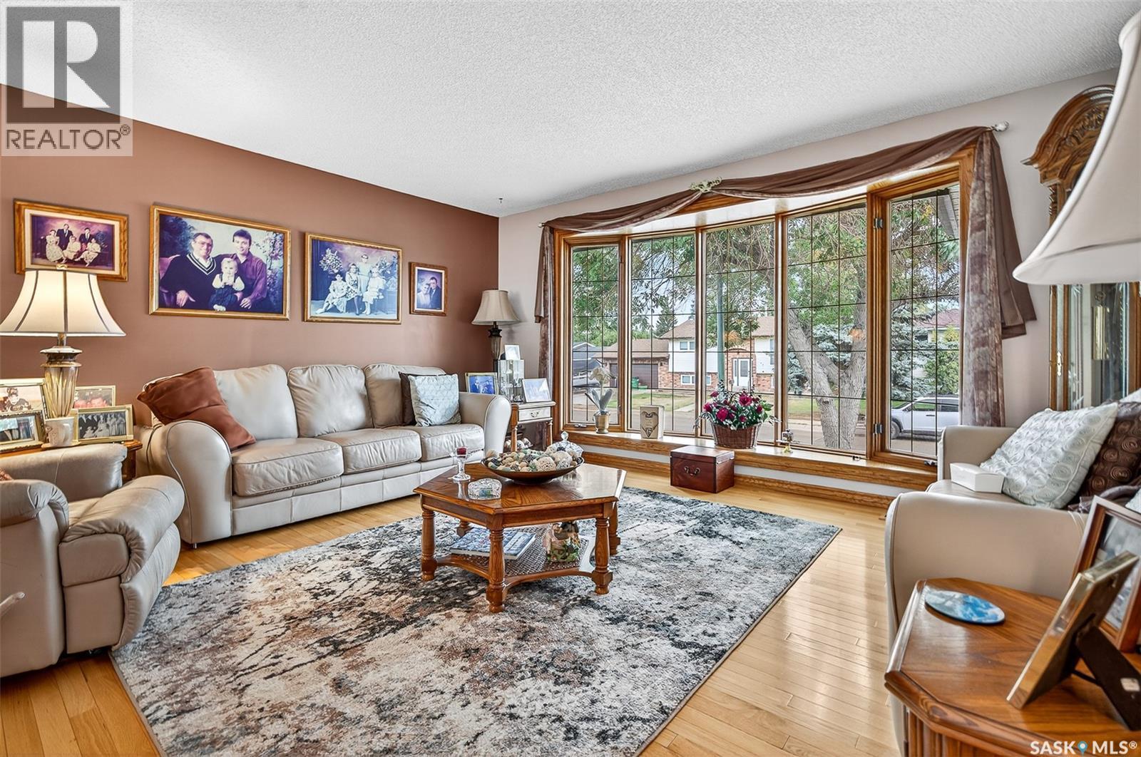 80 Bluebell Crescent, Moose Jaw, SK - Indoor Photo Showing Living Room