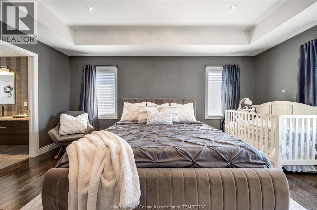 1380 Pascal Ave, Lakeshore, ON - Indoor Photo Showing Bedroom