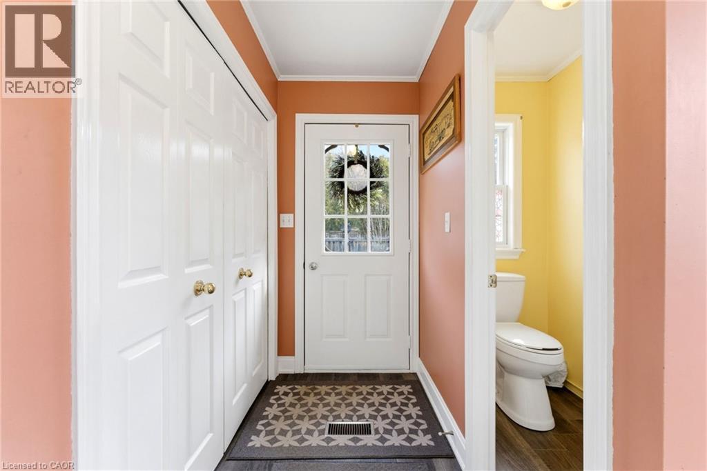 Unit A Foyer - 9 Willow Street, Paris, ON - Indoor Photo Showing Other Room
