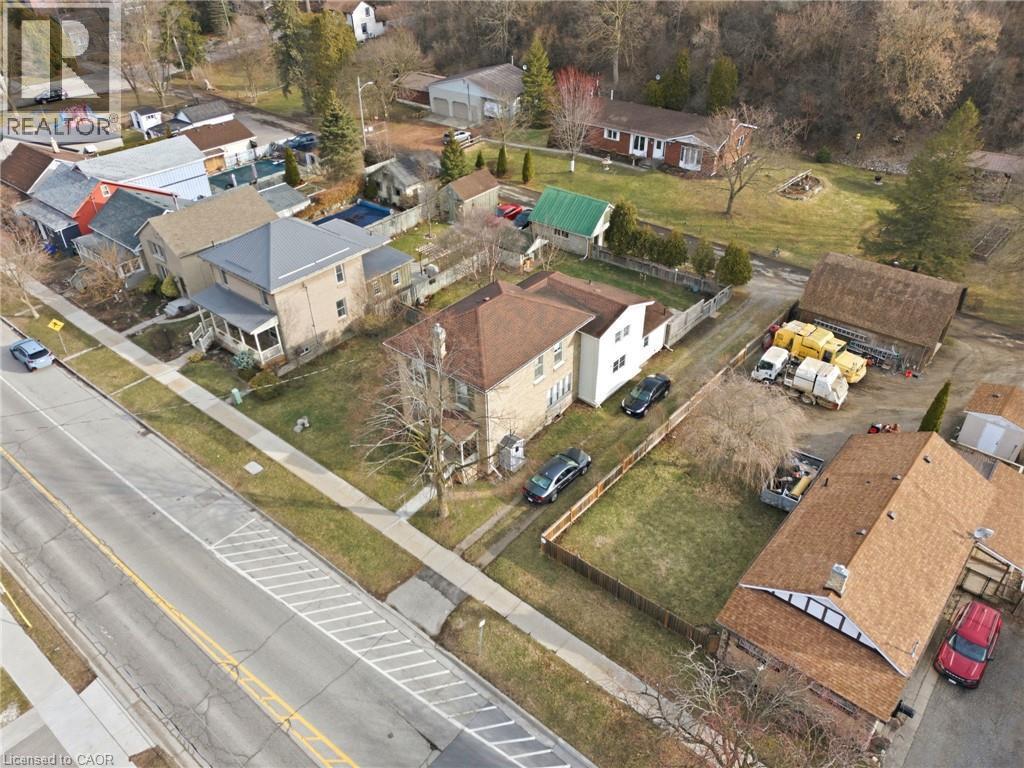 9 Willow Street, Paris, ON - With View