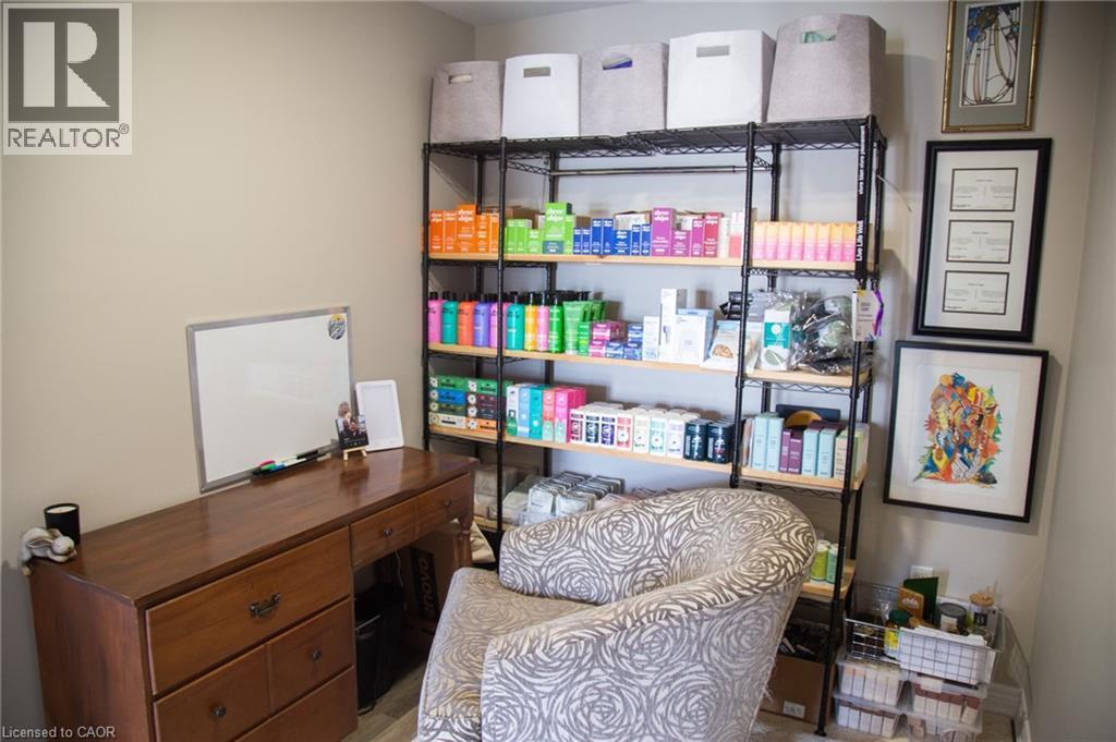 992 Windham Centre Road Unit# 4, Windham Centre, ON - Indoor