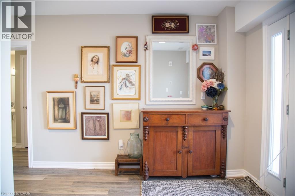 992 Windham Centre Road Unit# 4, Windham Centre, ON - Indoor Photo Showing Other Room