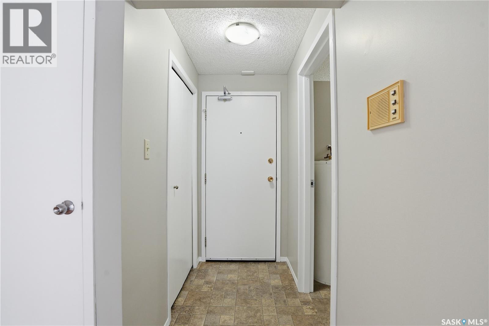 102 503 Tait Crescent, Saskatoon, SK - Indoor Photo Showing Other Room
