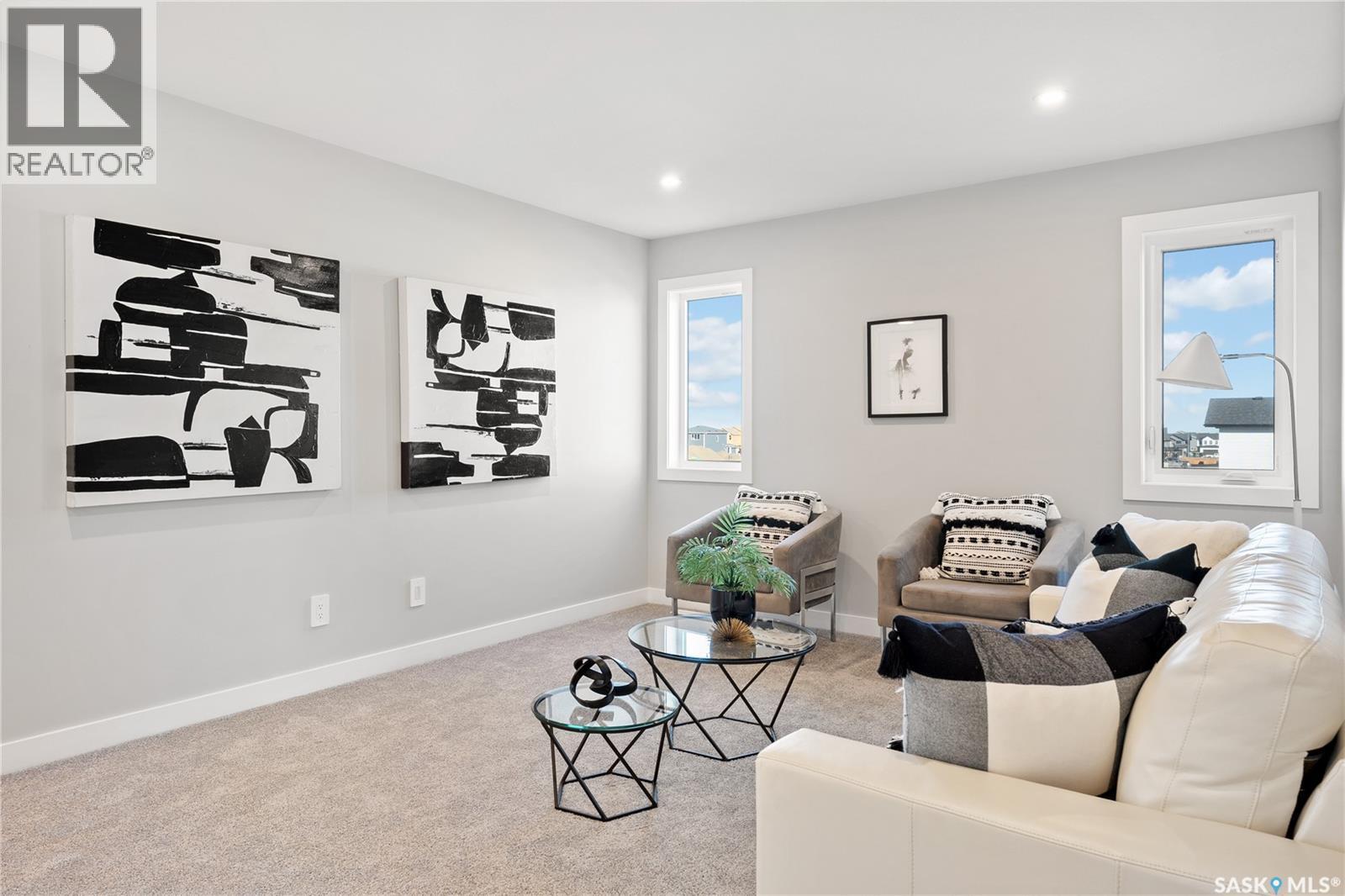 10 Vancouver Crescent, Pilot Butte, SK - Indoor