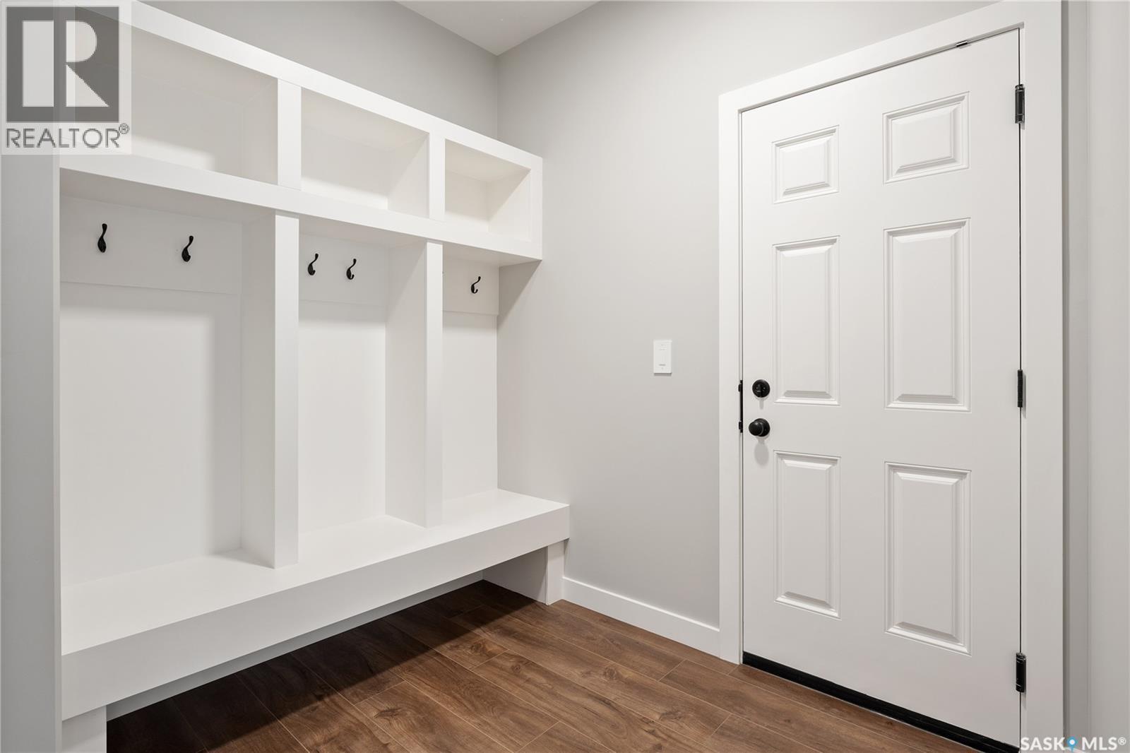 10 Vancouver Crescent, Pilot Butte, SK - Indoor Photo Showing Other Room