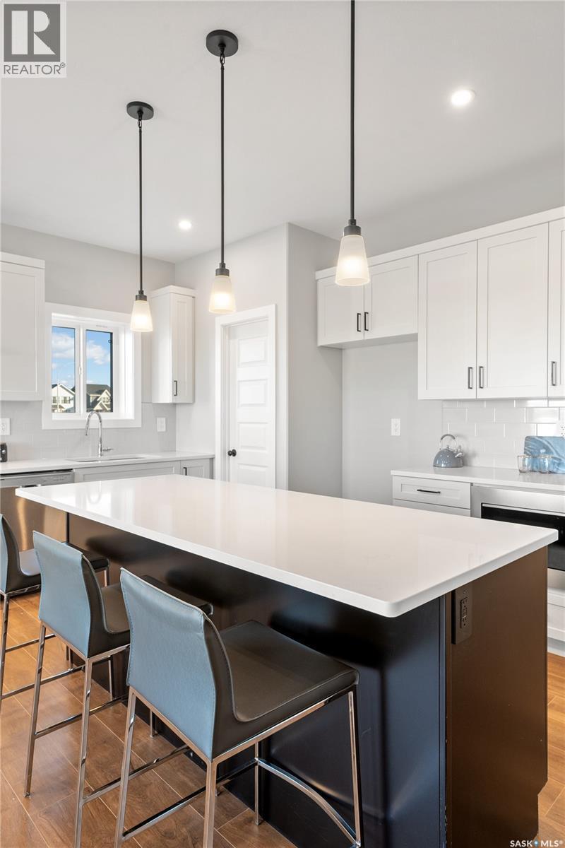 10 Vancouver Crescent, Pilot Butte, SK - Indoor