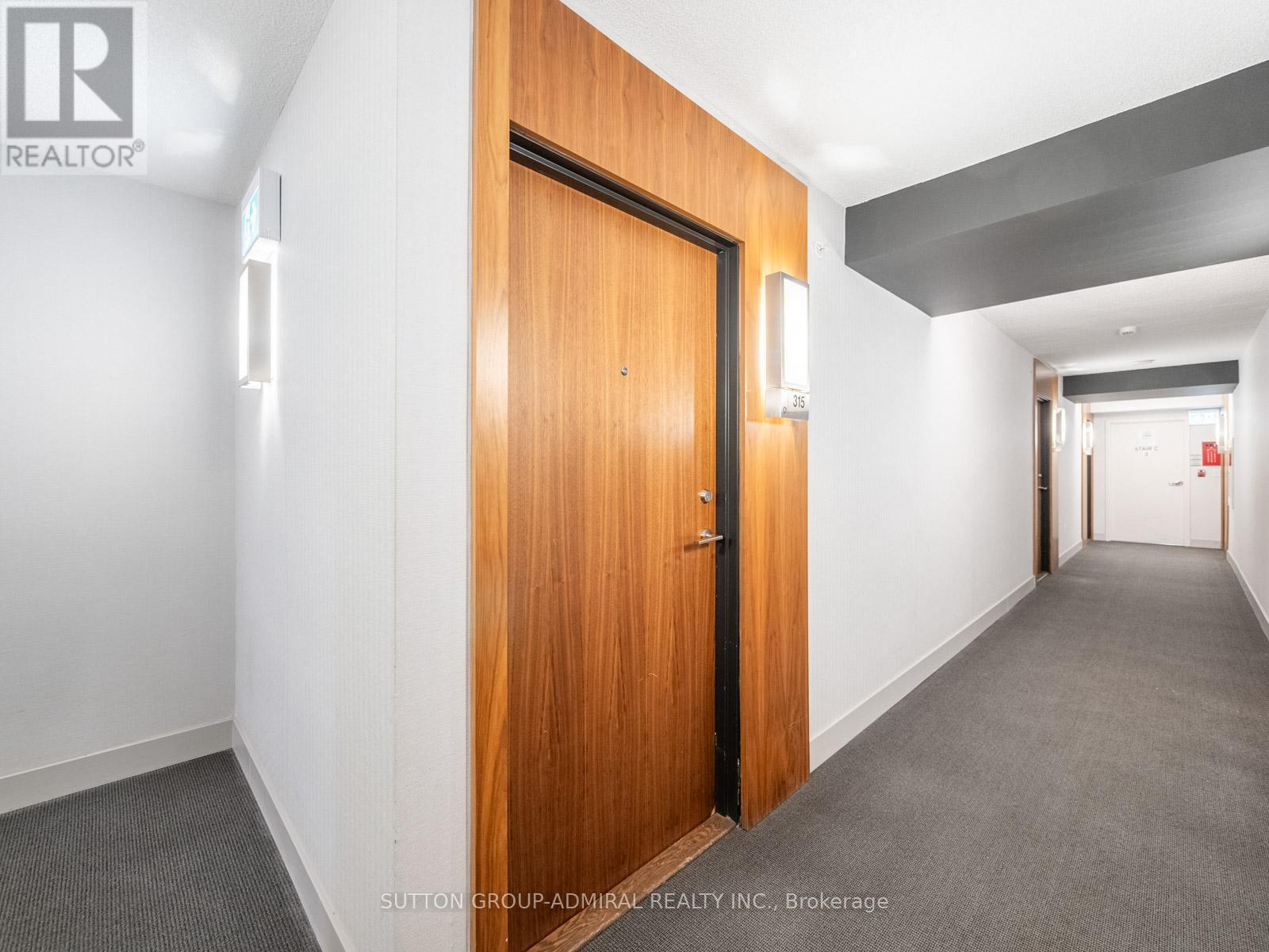 315 - 75 Queens Wharf Road, Toronto, ON - Indoor Photo Showing Other Room