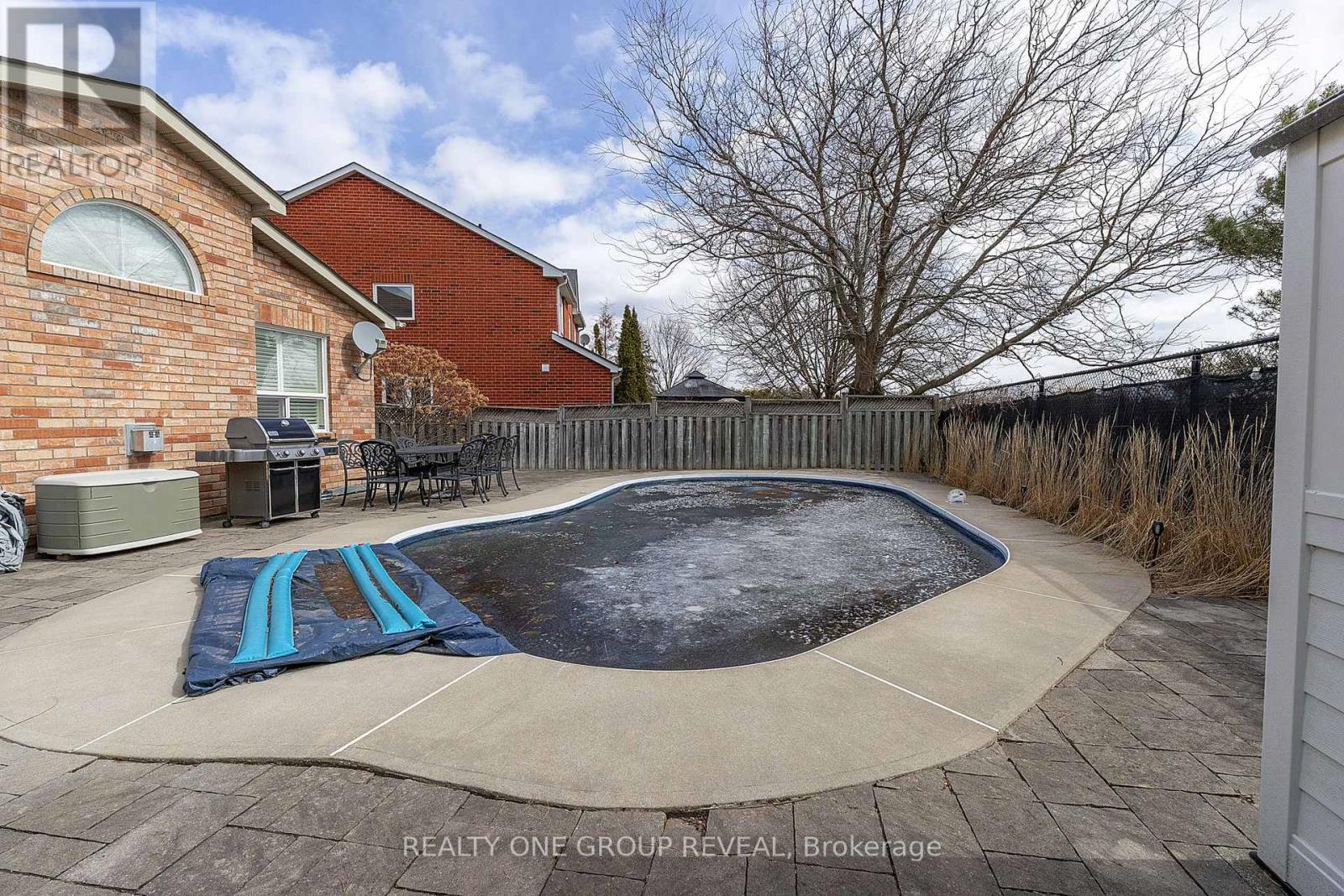 37 Wetherburn Drive, Whitby, ON - Outdoor With In Ground Pool