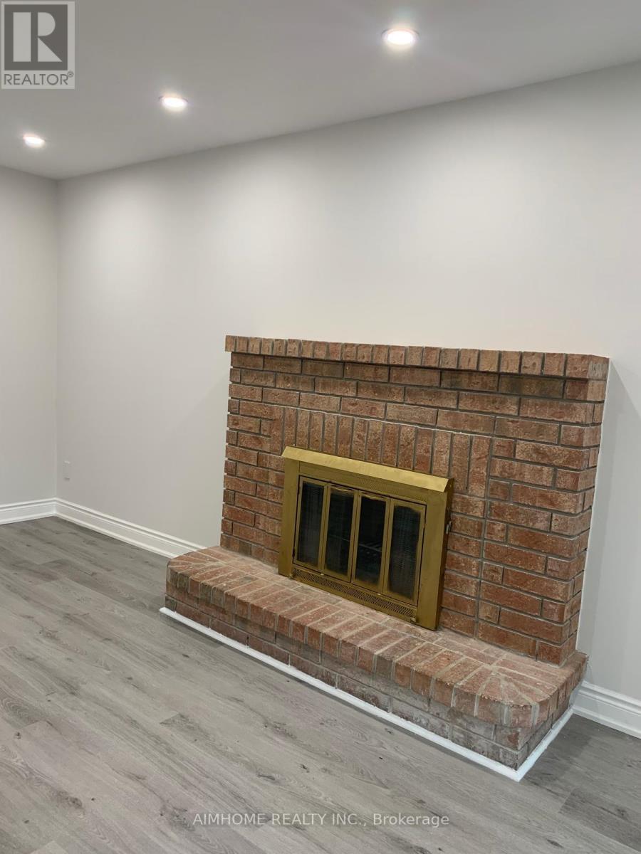 31 Timbermill Crescent, Markham, ON - Indoor Photo Showing Other Room With Fireplace