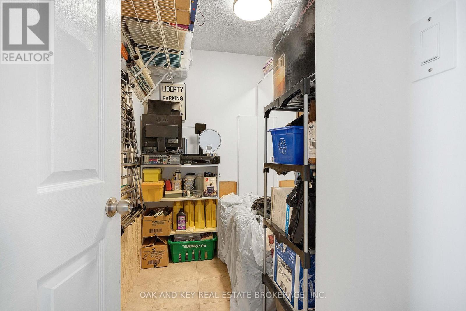 in unit storage rm - 1805 - 323 Colborne Street, London East (East K), ON - Indoor