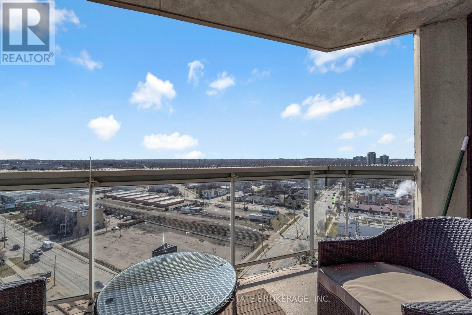1805 - 323 Colborne Street, London East (East K), ON - Outdoor With View