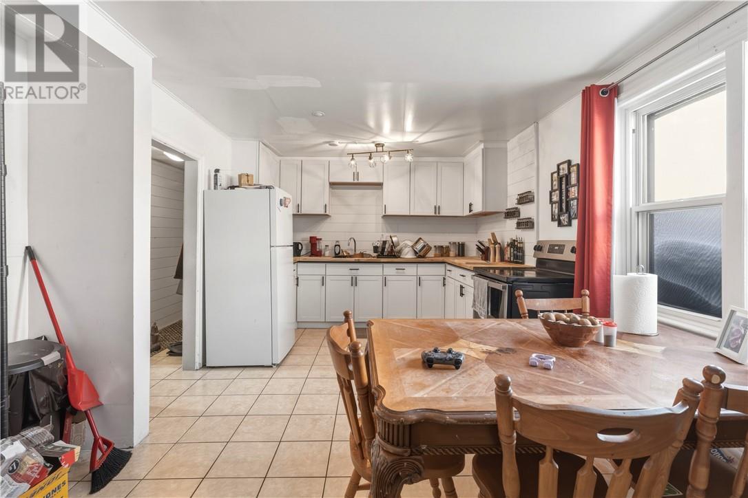 9 Second Avenue, Levack, ON - Indoor