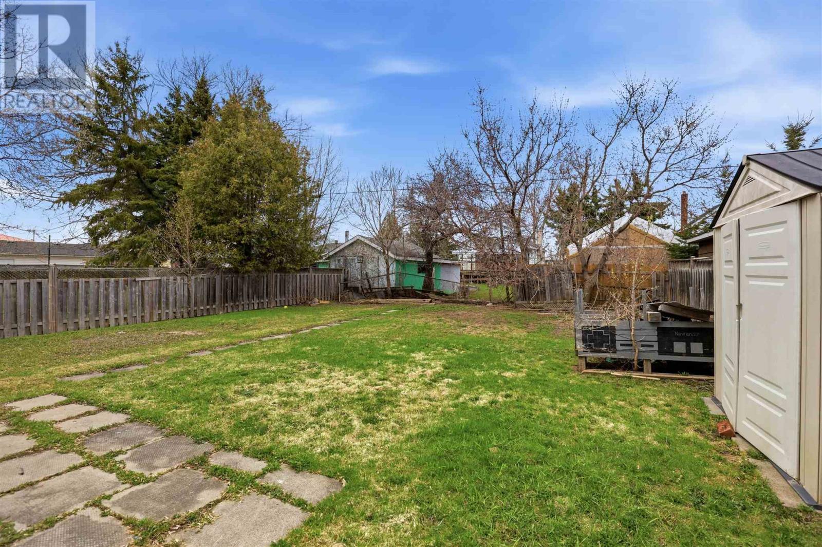 298 Hampton Rd, Sault Ste. Marie, ON - Outdoor