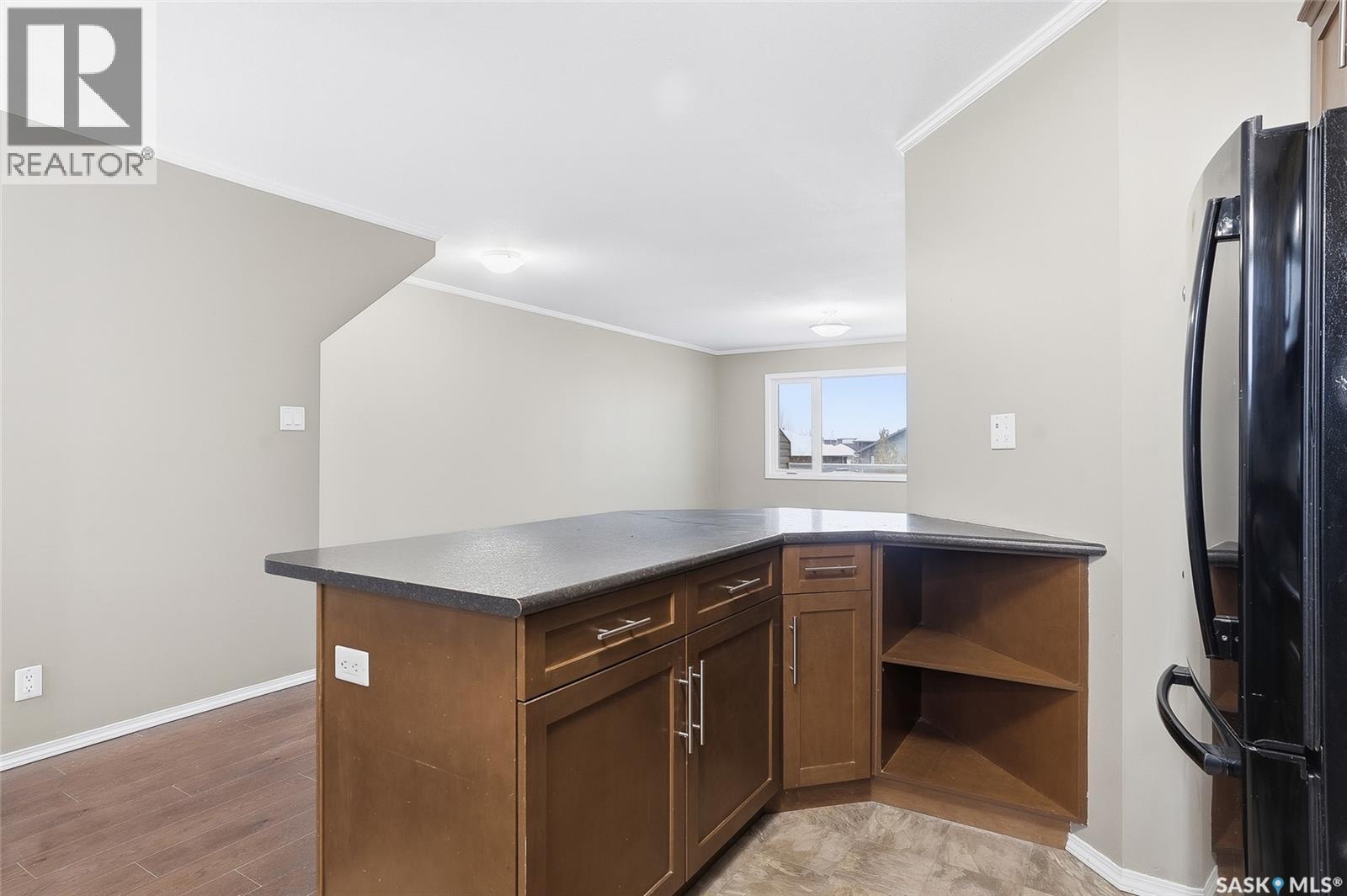 210 275 Pringle Lane, Saskatoon, SK - Indoor
