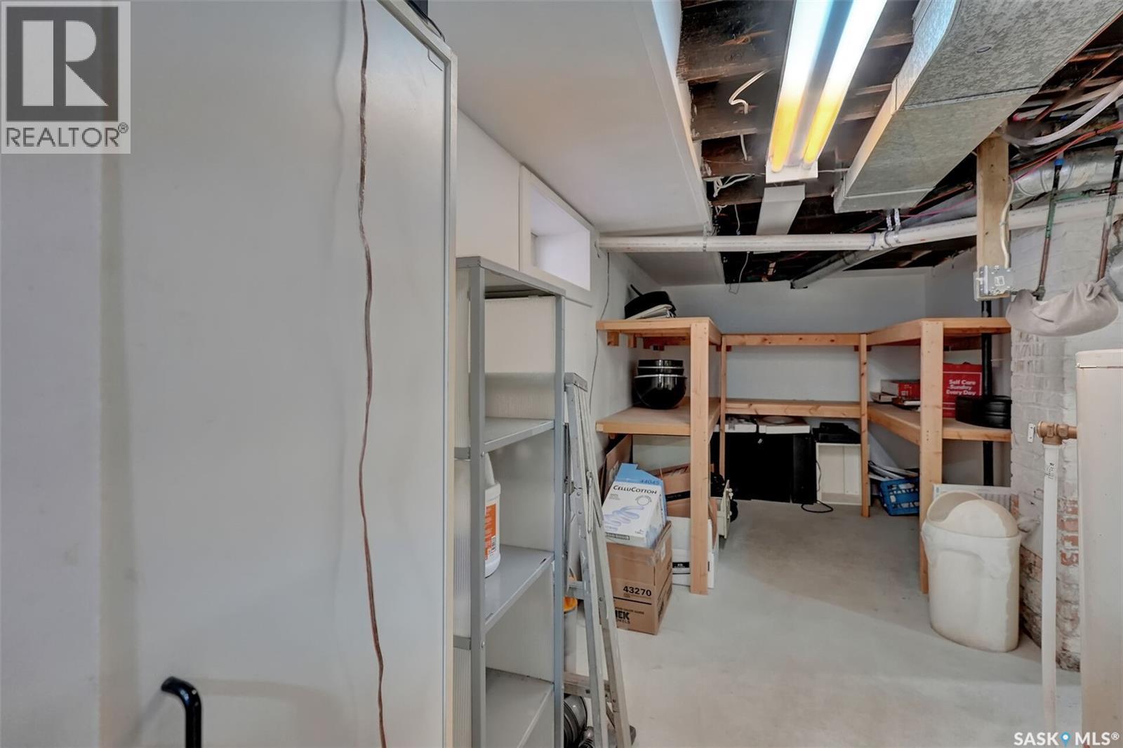 3230 13Th Avenue, Regina, SK - Indoor Photo Showing Basement