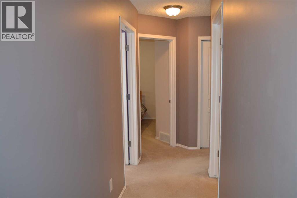 209 Lakeview Inlet, Chestermere, AB - Indoor Photo Showing Other Room