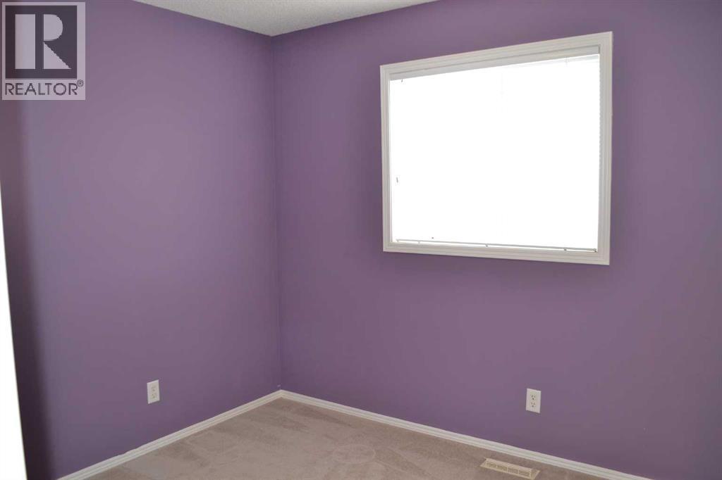 209 Lakeview Inlet, Chestermere, AB - Indoor Photo Showing Other Room