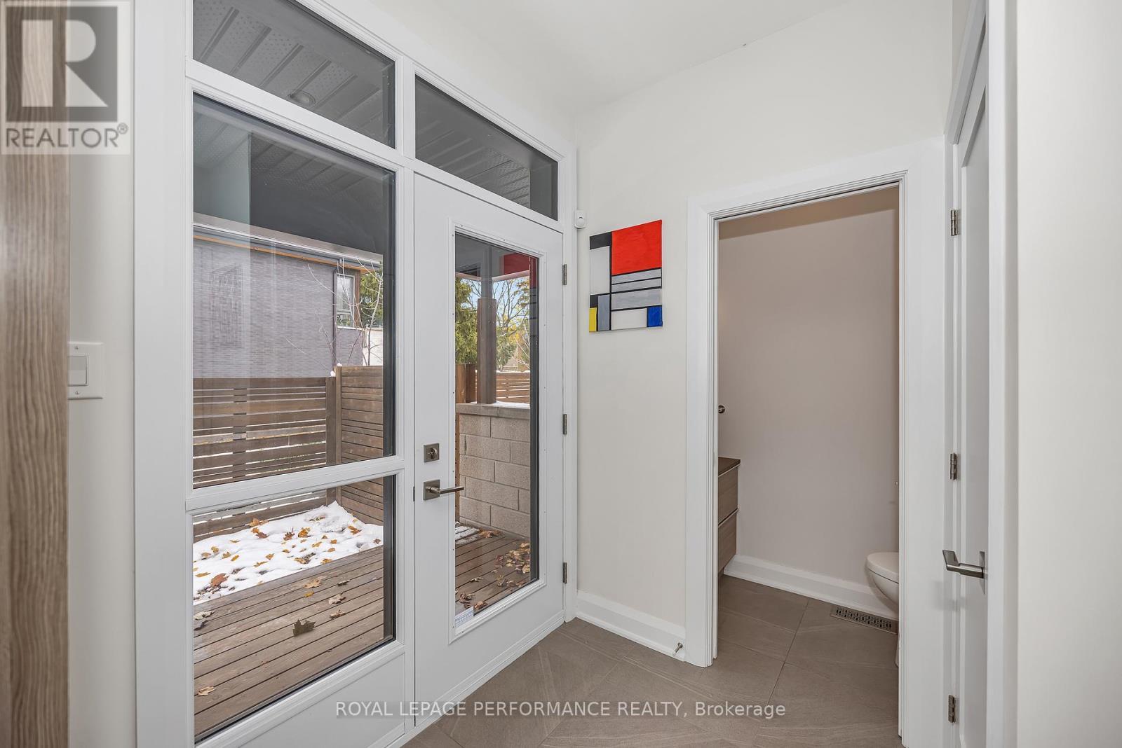 383 Princeton Avenue, Ottawa, ON - Indoor Photo Showing Other Room