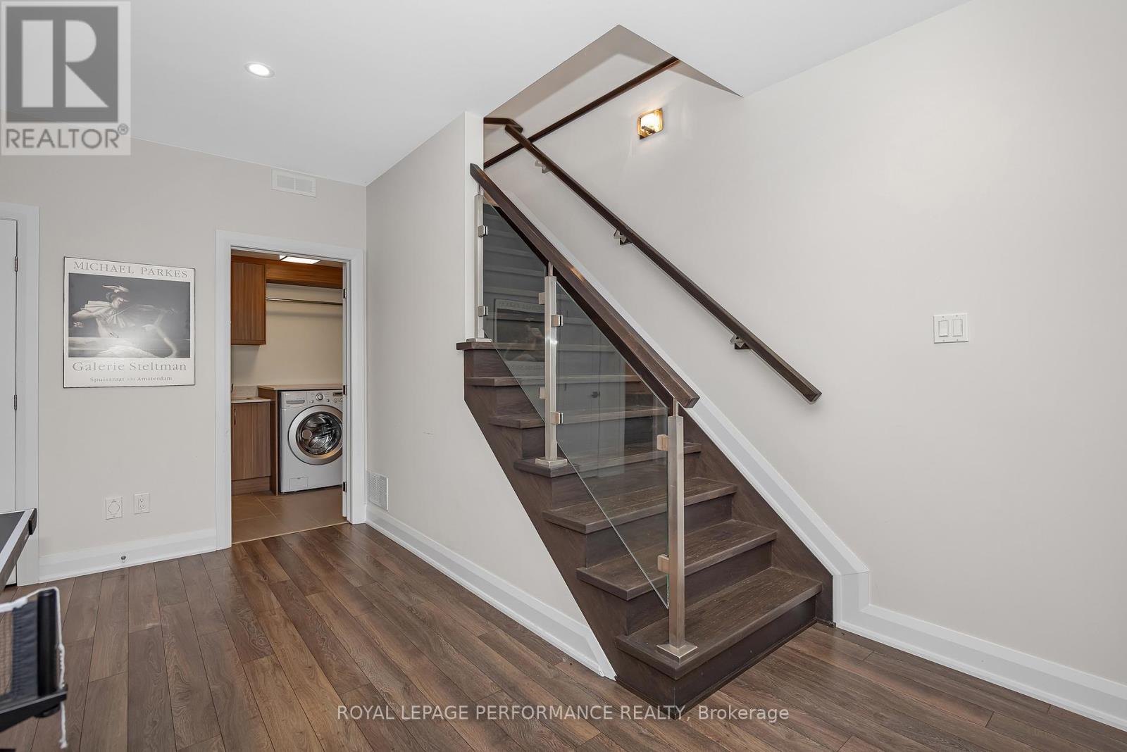 383 Princeton Avenue, Ottawa, ON - Indoor Photo Showing Other Room