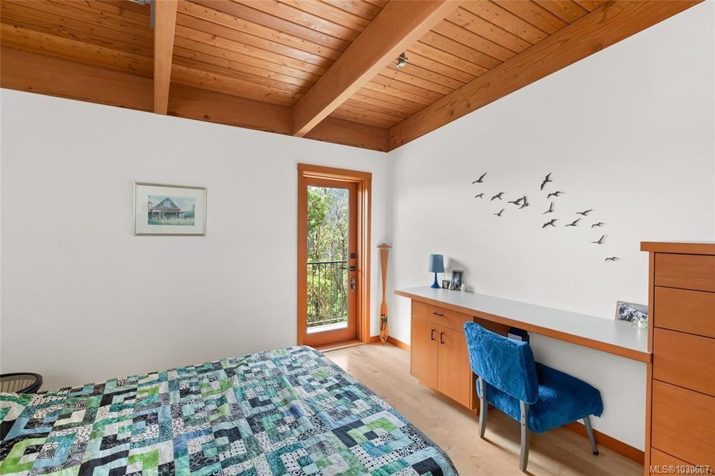 122 Jasper Rd, Salt Spring, BC