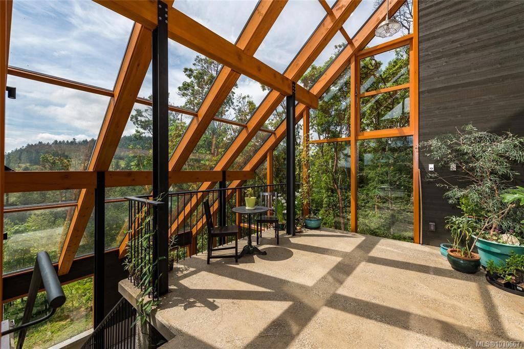 122 Jasper Rd, Salt Spring, BC