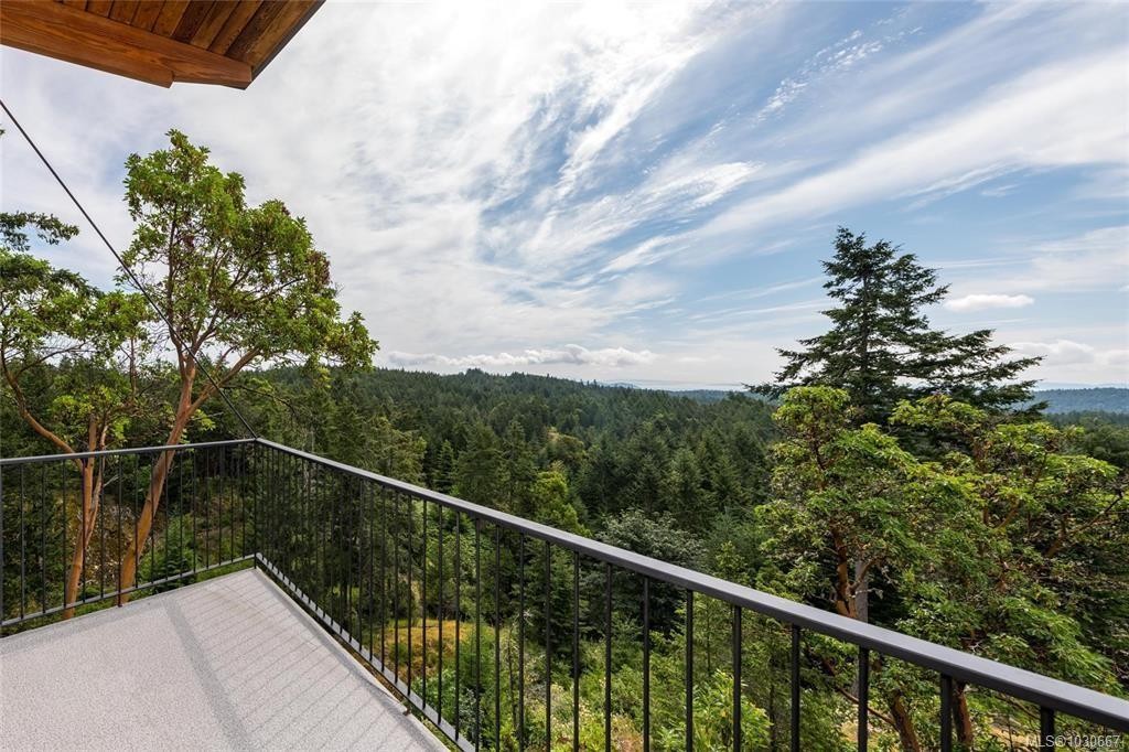122 Jasper Rd, Salt Spring, BC
