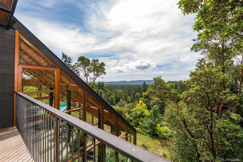 122 Jasper Rd, Salt Spring, BC