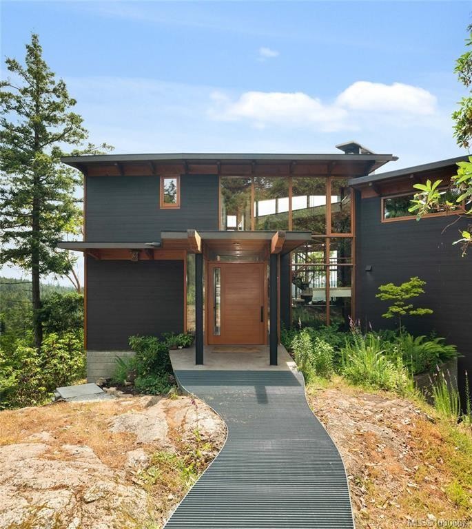 122 Jasper Rd, Salt Spring, BC