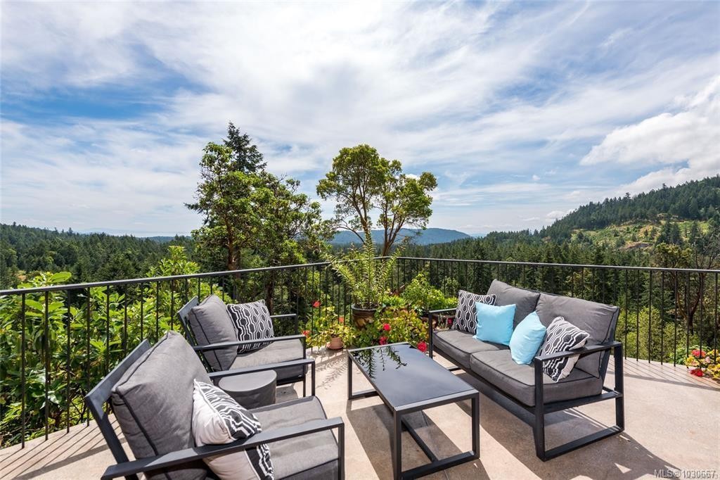 122 Jasper Rd, Salt Spring, BC