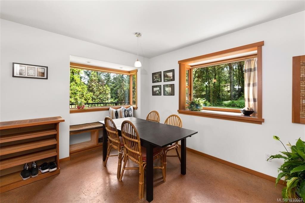 122 Jasper Rd, Salt Spring, BC