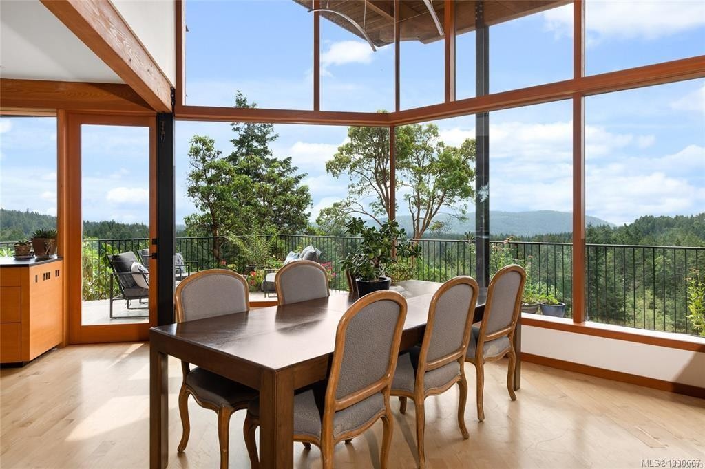 122 Jasper Rd, Salt Spring, BC