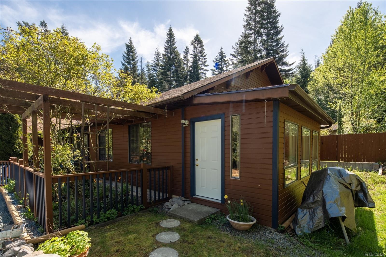 6907 Sellars Rd, Sooke, BC