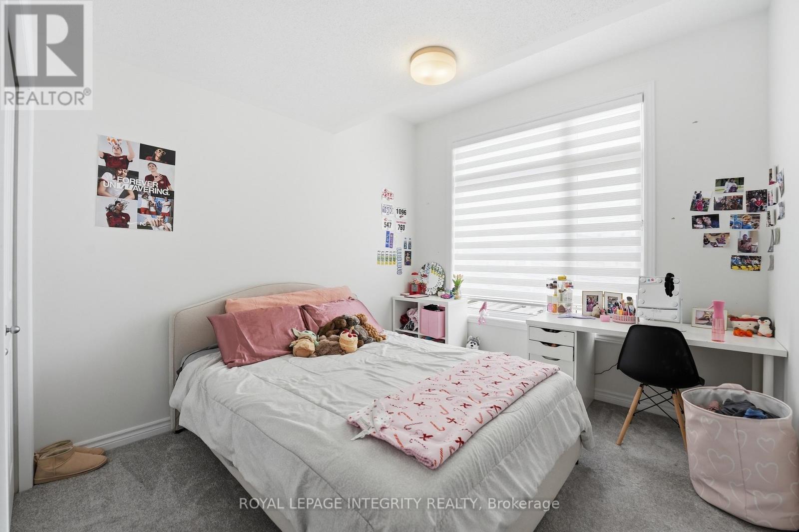 36 Jargeau Road, Ottawa, ON - Indoor Photo Showing Bedroom