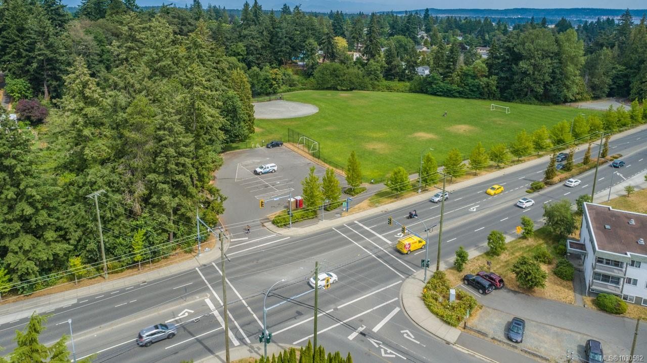 1102-1097 Bowen Rd, Nanaimo, BC - Outdoor With View