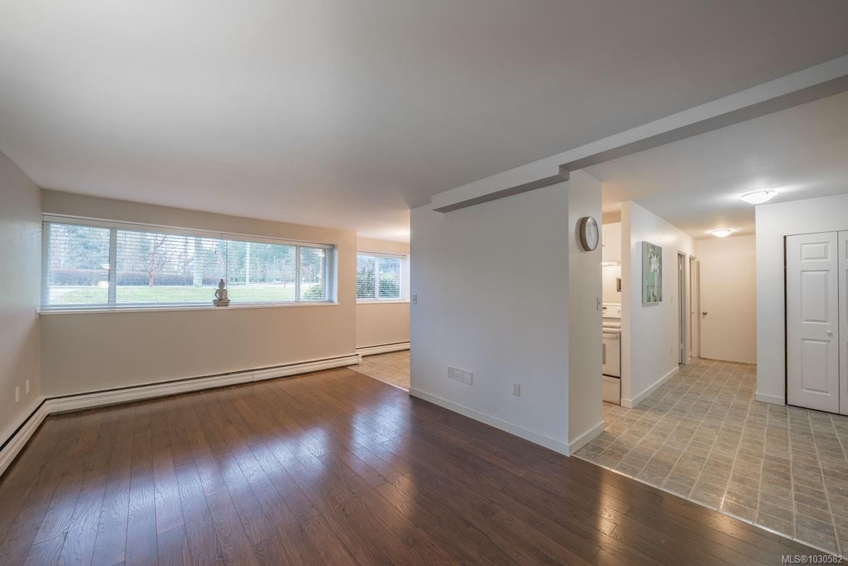 1102-1097 Bowen Rd, Nanaimo, BC - Indoor Photo Showing Other Room