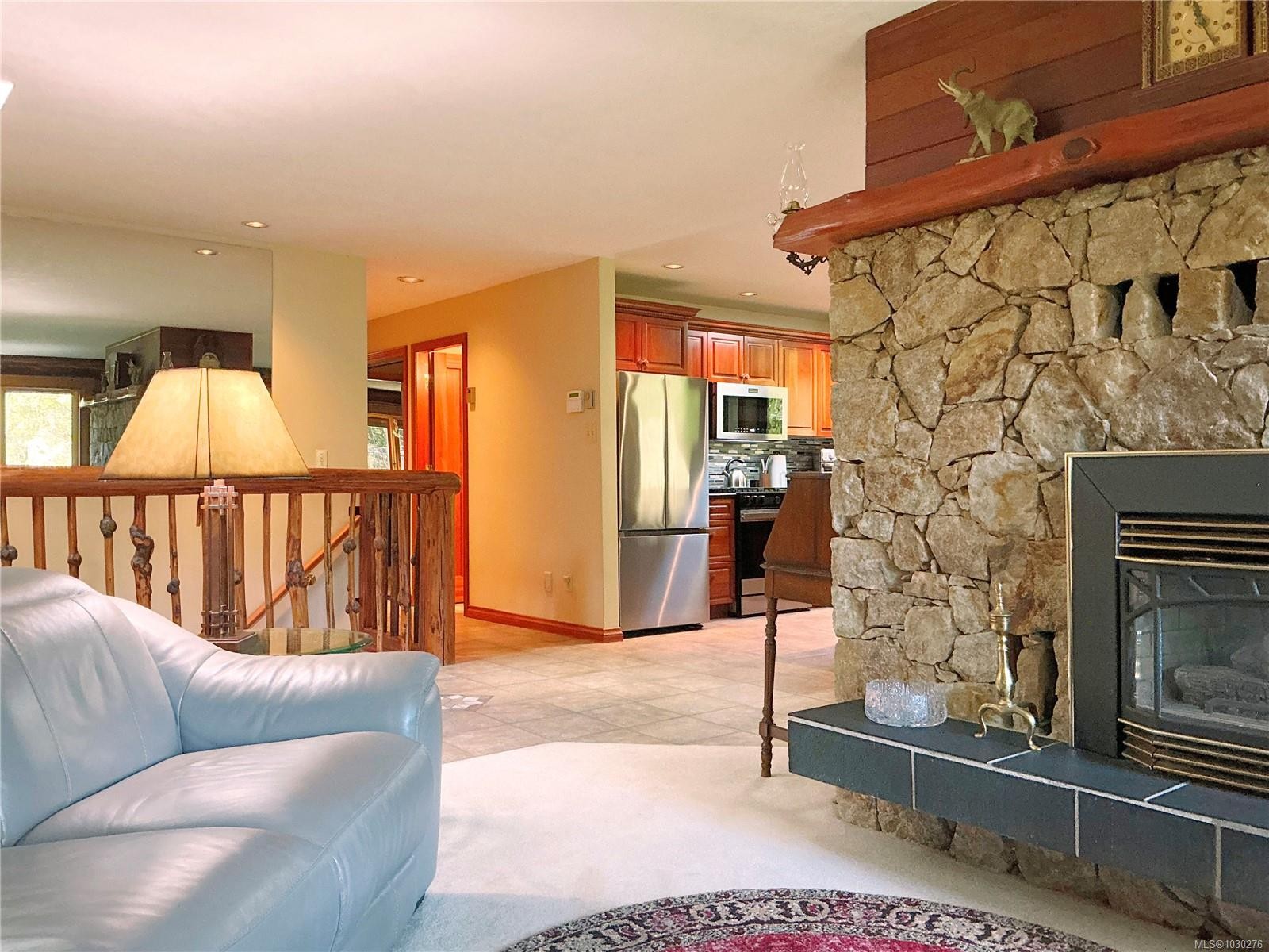 5230 Munn Rd, Highlands, BC