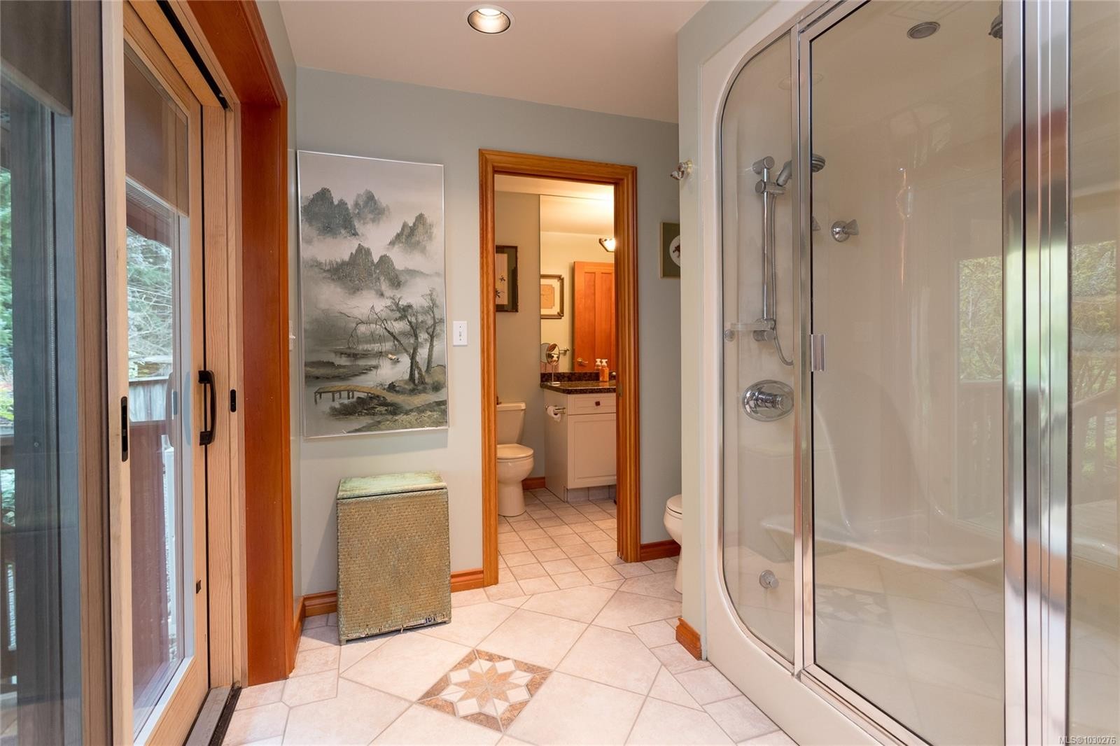 5230 Munn Rd, Highlands, BC
