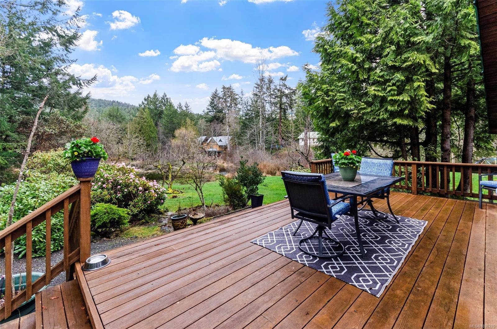 5230 Munn Rd, Highlands, BC