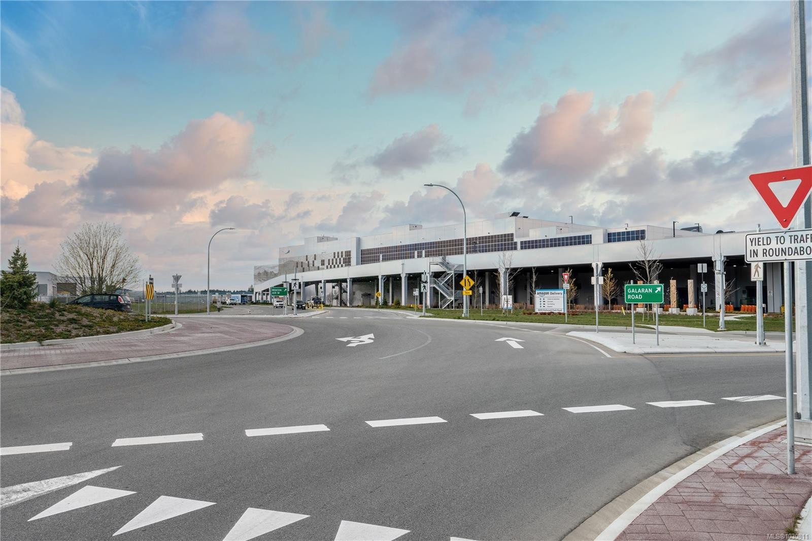 2094 Beacon Ave, Sidney, BC